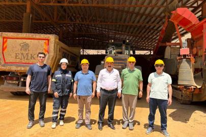 Hakkari’de maden firmalarına ziyaret