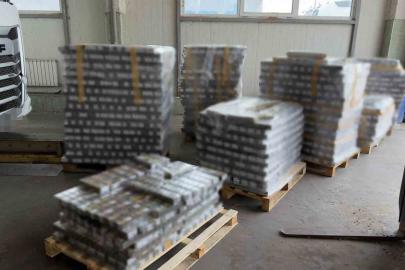 Hamzabeyli’den çıkan tırda 1 milyon 140 bin kaçak sigara ele geçirildi