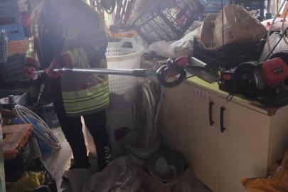 Hatay’da yerleşim yerlerine giren yılanlar yakalandı