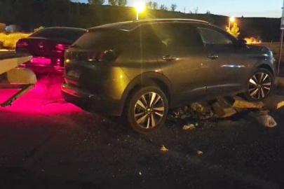Isparta’da iki otomobil kavşakta çarpıştı: 10 yaralı