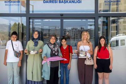 İzmir Büyükşehir Belediyesi’nden annelere Dayanışma Mutfağı