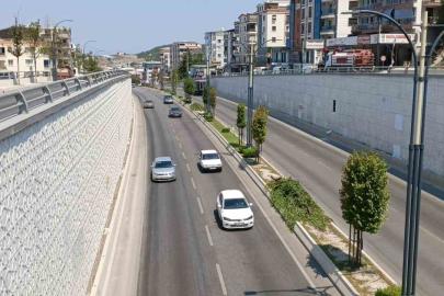 İzmir’de temmuz ayında trafiğe 12 bin 138 yeni araç katıldı