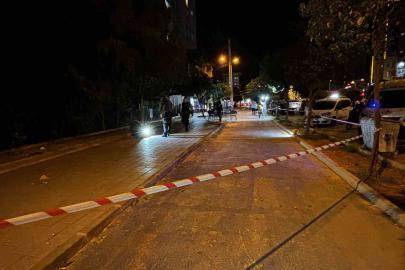 Kaldırımda yürürken silahlı saldırıda yaralandı