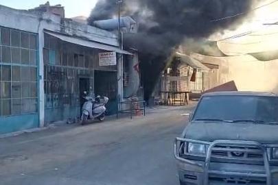 Kapalı durumdaki cila boya atölyesinde yangın