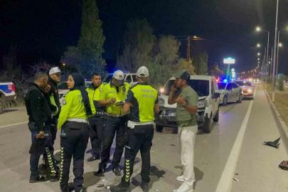 Karaman’da üç aracın karıştığı kazada 2 kişi yaralandı