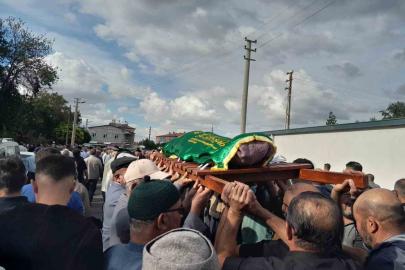 Karapınar’da devrilen traktörde ağır yaralanan yaşlı adam hayatını kaybetti