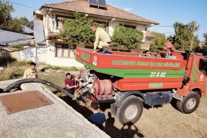 Kastamonu’da çıkan yangında bin 500 saman balyası küle döndü