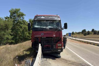 Kastamonu’da tır ile çarpışan traktörün sürücüsü hayatını kaybetti