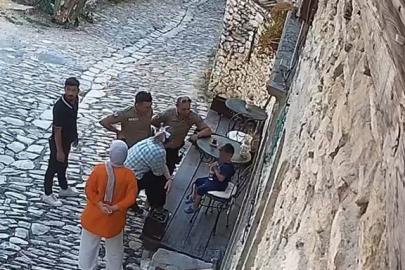 Kayıp Aras’a anne şefkati: Polis gelene kadar başından ayrılmadı