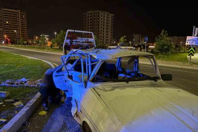 Kayseri’de iki otomobil çarpıştı: 4 yaralı