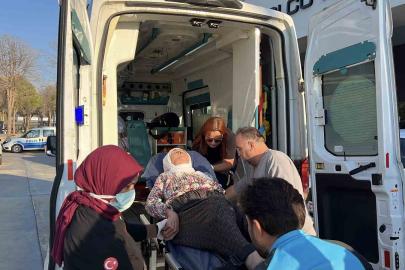 Kazazede yakını, Taşucu Limanı’nda fenalaşarak hastaneye kaldırıldı