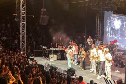 Kenan Doğulu Marmaris Amfiteatr’da devleşti