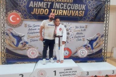 Kırklareli’ne Uluslararası Judo Turnuvası’nda bronz madalya