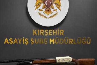 Kırşehir’de ruhsatsız tabanca ve av tüfekleri ele geçirildi