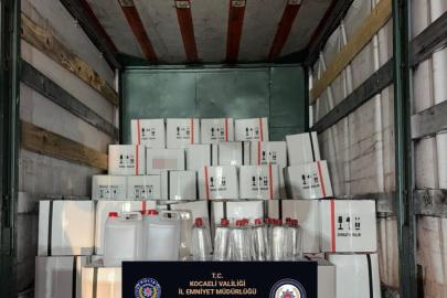 Kocaeli’de 2 bin 400 litre kaçak etil alkol ele geçirildi