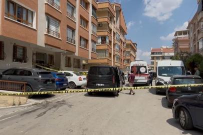 Komşusu tarafından öldürülen adamın arkadaşı: "Saldırganın önceden de olaylar çıkardığını ve apartmandaki kişilerle problem yaşadığını duymuştum"