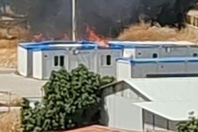 Kopan elektrik tellerinden çıkan kıvılcım yangına neden oldu