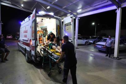 Kozan’da zincirleme trafik kazası: 2 yaralı