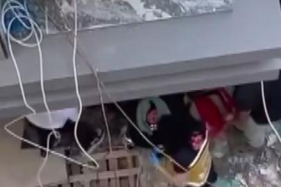 Küçükçekmece’de inşaattan düşen işçi ağır yalandı