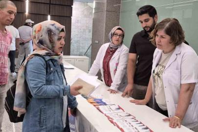 Kütahya Şehir Hastanesi’nde ’hepatite’ karşı farkındalık çalışması