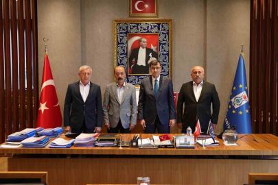 Kütahya’da yerel yönetimlerden 30 Ağustos Zafer Bayramı için iş birliği