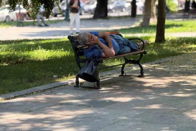 Megakent İstanbul’da sıcak hava ve nem bunalttı
