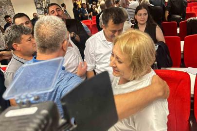 Menderes Belediyesi AK Parti’ye geçti