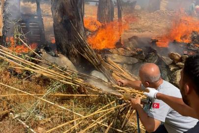Mersin’de yangına müdahale eden belediye çalışanları ödüllendirildi