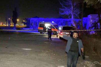Minibüsün tavan çıtasına bağlı ipte asılı cansız bedeni bulundu