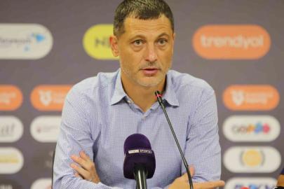 Mirel Radoi: "Böyle bir maçta 1 puan almak da bizim için önemli"