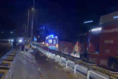 Otomobil bariyerlere çarparak devrildi: 1 yaralı