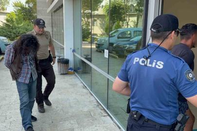 Polise saldırıp görevini yaptırmayan 2 şüpheli tutuklandı
