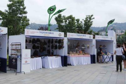Rize’de ‘Yaşayan Miras Şöleni’ başladı