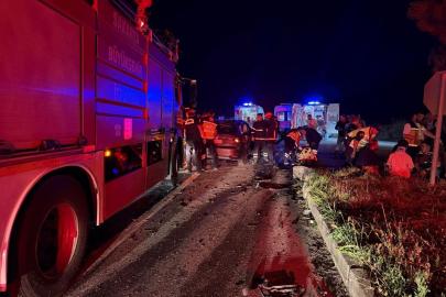 Sakarya’da iki otomobilin çarpıştığı kazada 5 kişi yaralandı