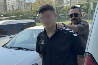 Samsun’da 17 yaşındaki çocuk 2 kişiyi bıçakladı