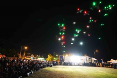Samsun’da AFAD’dan gökyüzünde dron gösterisi
