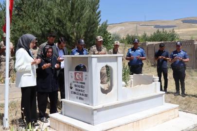 Şehit polis Erdem Kılıç, şehadetinin yıl dönümünde dualarla anıldı