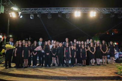 Şehitkamil’den Vadi Park’ta müzik dolu gece