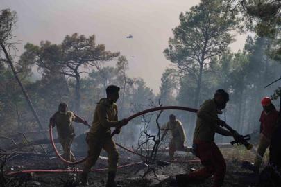 Seydikemer’deki orman yangınının enerjisi düşürüldü