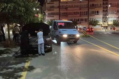 Sivas’ta iki araç çarpıştı: 3’ü çocuk 4 yaralı