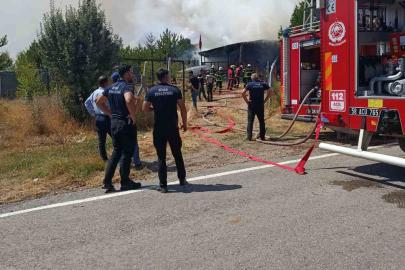 Sivas’ta müstakil ev yangında küle döndü