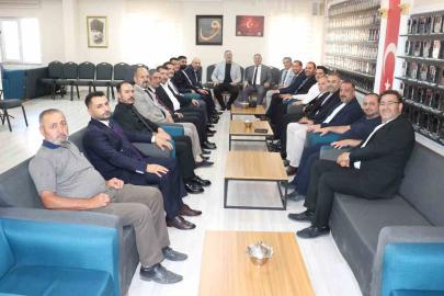 STSO Başkan adayı Eken: "Şehit aileleri ve gazilerimiz milletimizin baş tacıdır"