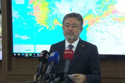 Tarım ve Orman Bakanı İbrahim Yumaklı: "Son 3 günde 260 yangına müdahale ettik, 258’i kontrol altına aldık"