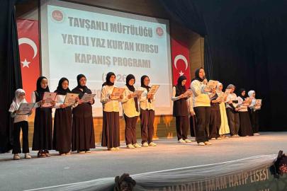 Tavşanlı’da yatılı Yaz Kur’an Kursu kapanış programı coşkuyla gerçekleştirildi