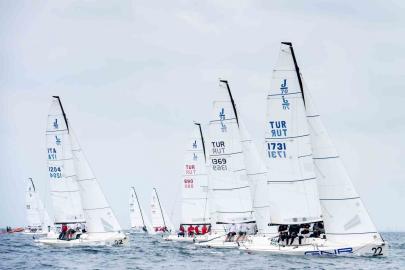 TAYK-Eker Olympos Regatta’da J70 etabı tamamlandı