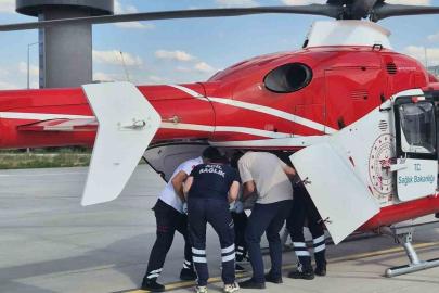 Tokat’ta tedavi gören yaşlı kadın helikopter ambulansla Konya’ya sevk edildi