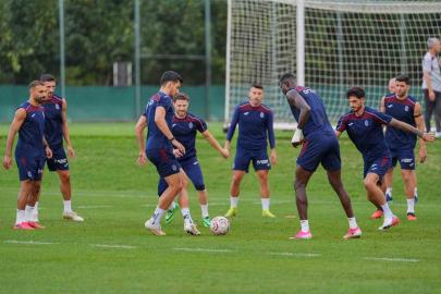 Trabzonspor, Ferencvaros maçına taktik çalıştı