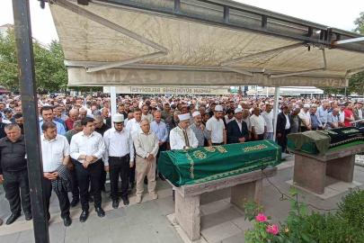 Trafik kazasında hayatını kaybeden imam, son yolculuğuna uğurlandı