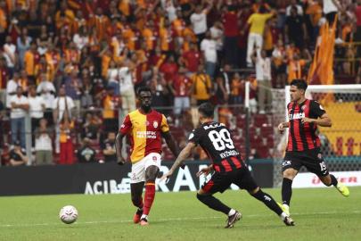 Trendyol Süper Lig: Galatasaray: 0 - Çorum FK: 0 (Maç devam ediyor)