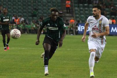 Trendyol Süper Lig: Kocaelispor: 1 - Amed Sportif Faaliyetler: 0 (Maç devam ediyor)